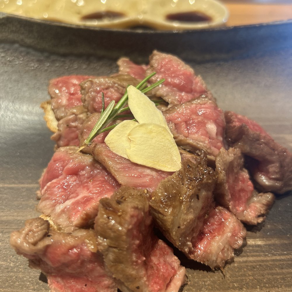 Seared beef tataki